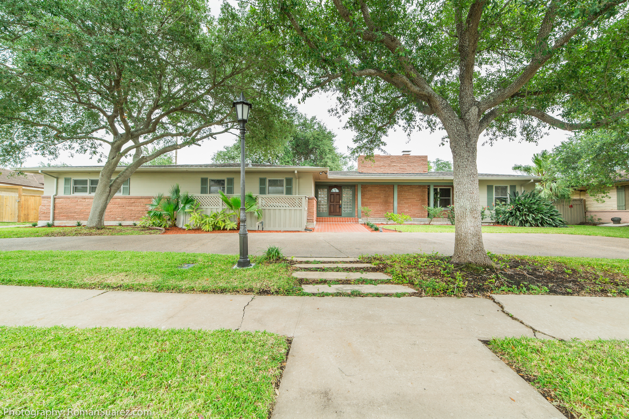 roman_suarez_real_estate_photography-1.jpg